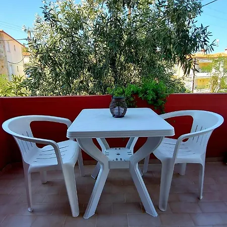 Olive Breeze Pefkohóri